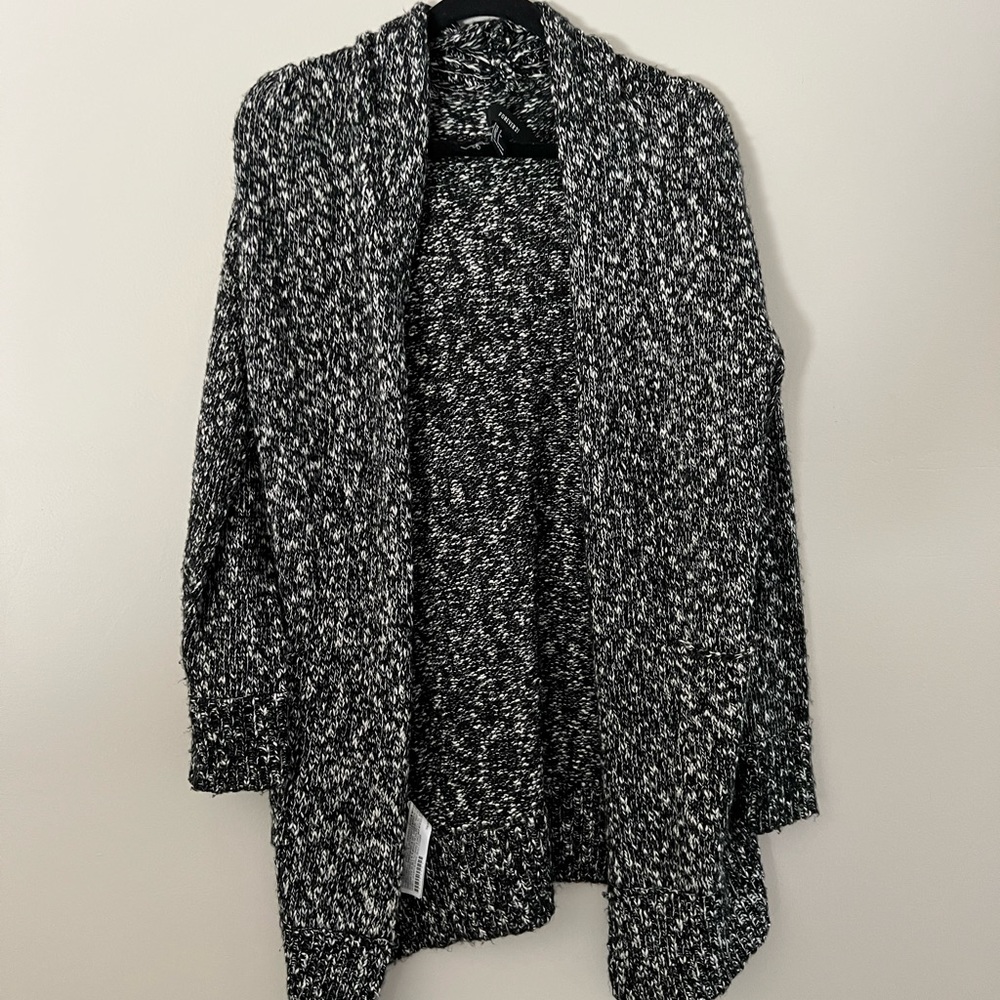 Forever 21 oversized cardigan/knitted sweater